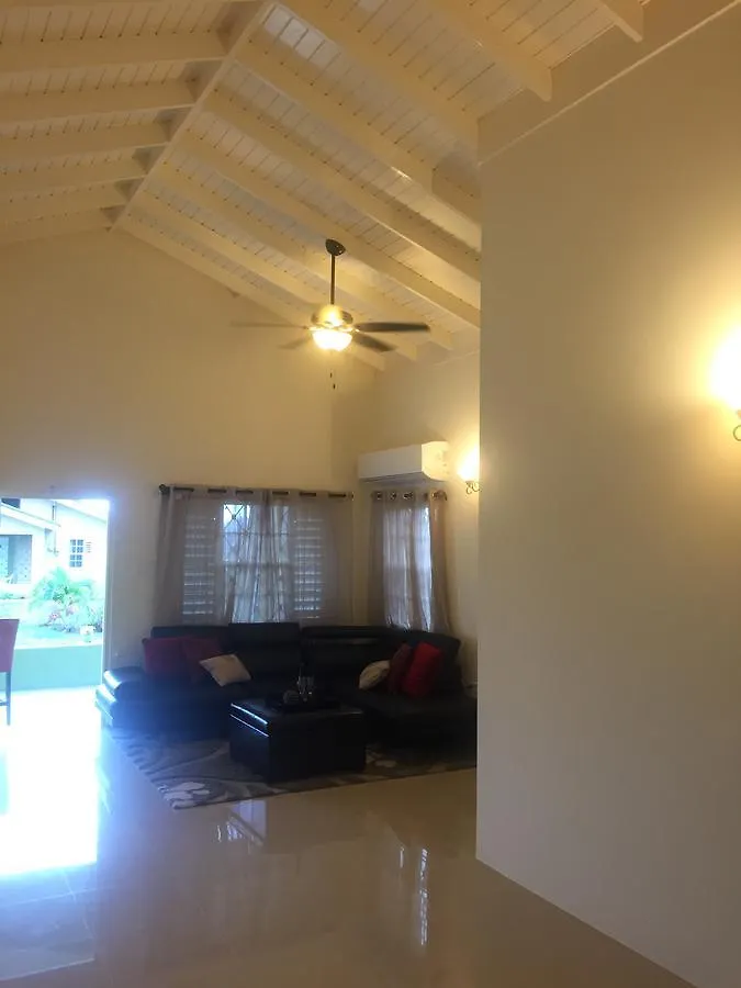 N2N Suites - Ochio Rios Vacation Home Ocho Rios Villa