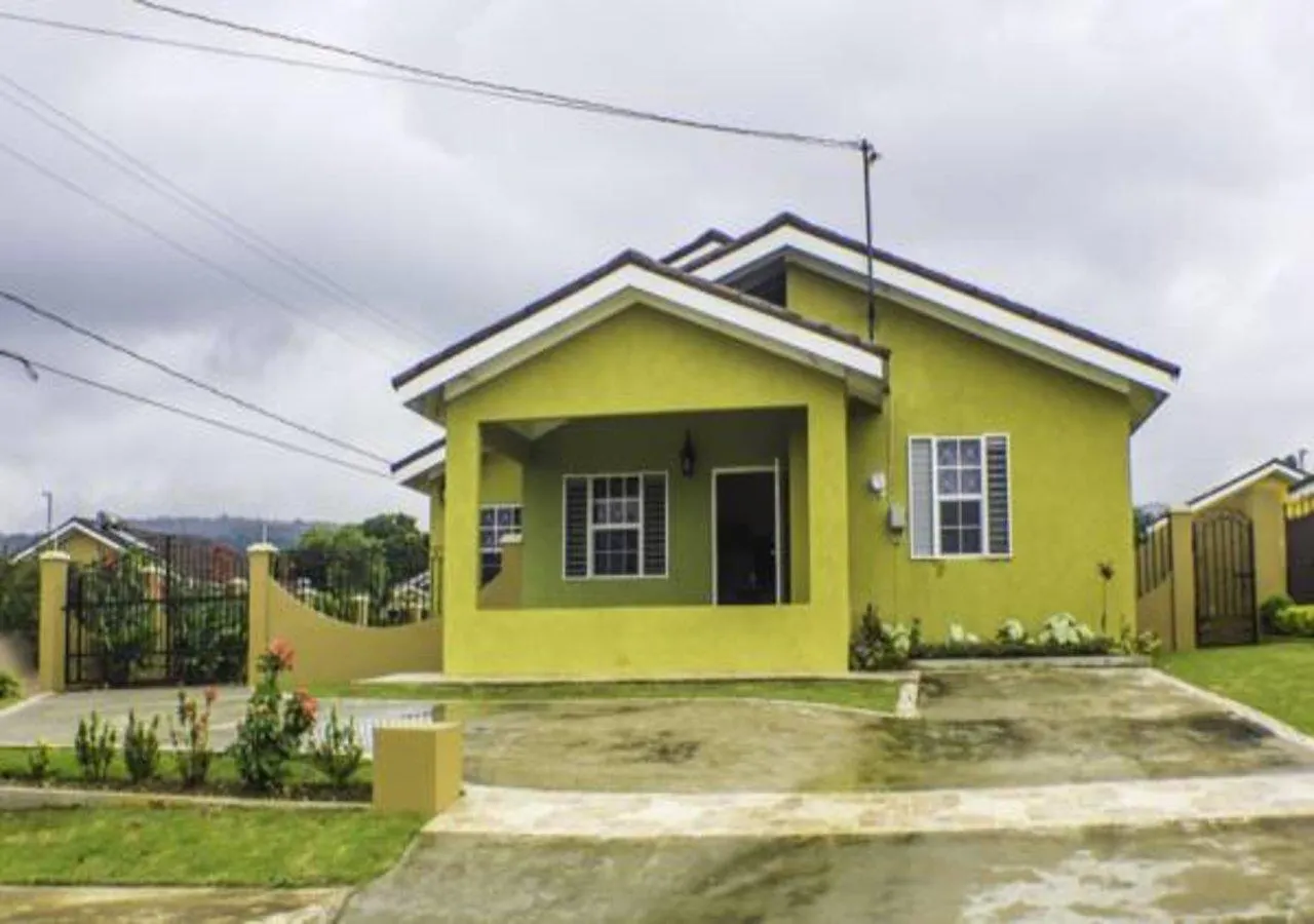 Villa N2N Suites - Ochio Rios Vacation Home Ocho Rios