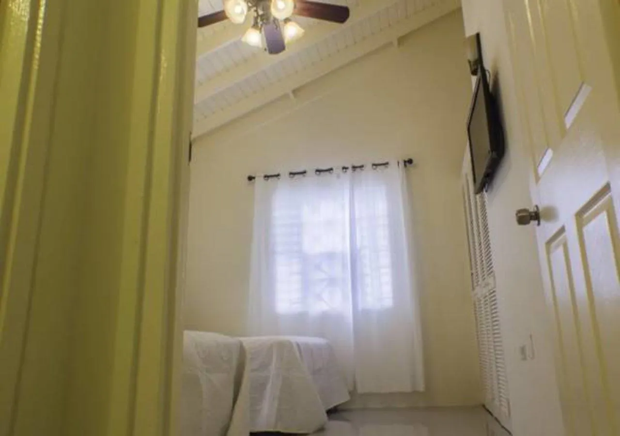 N2N Suites - Ochio Rios Vacation Home Ocho Rios