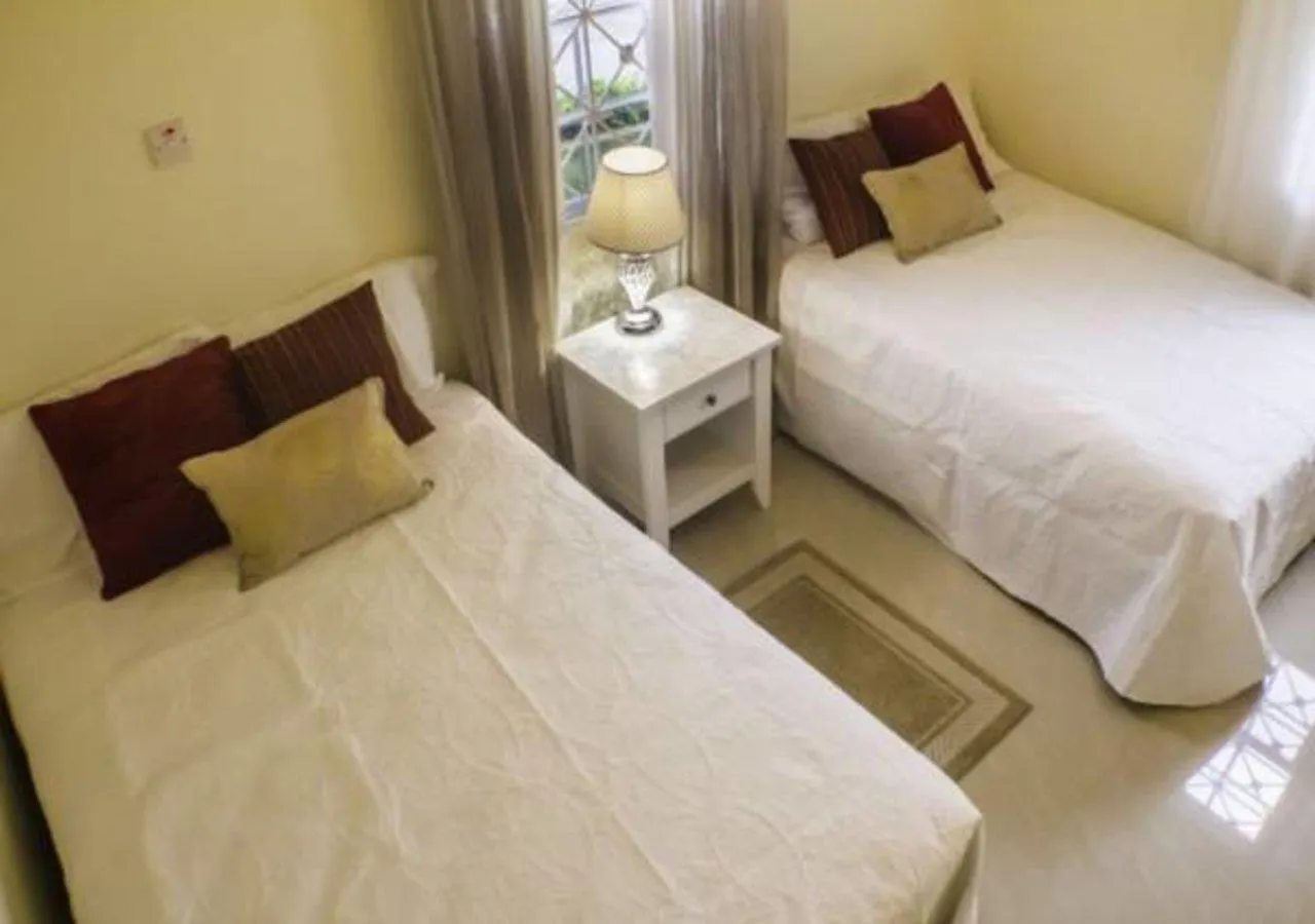 N2N Suites - Ochio Rios Vacation Home Ocho Rios Villa