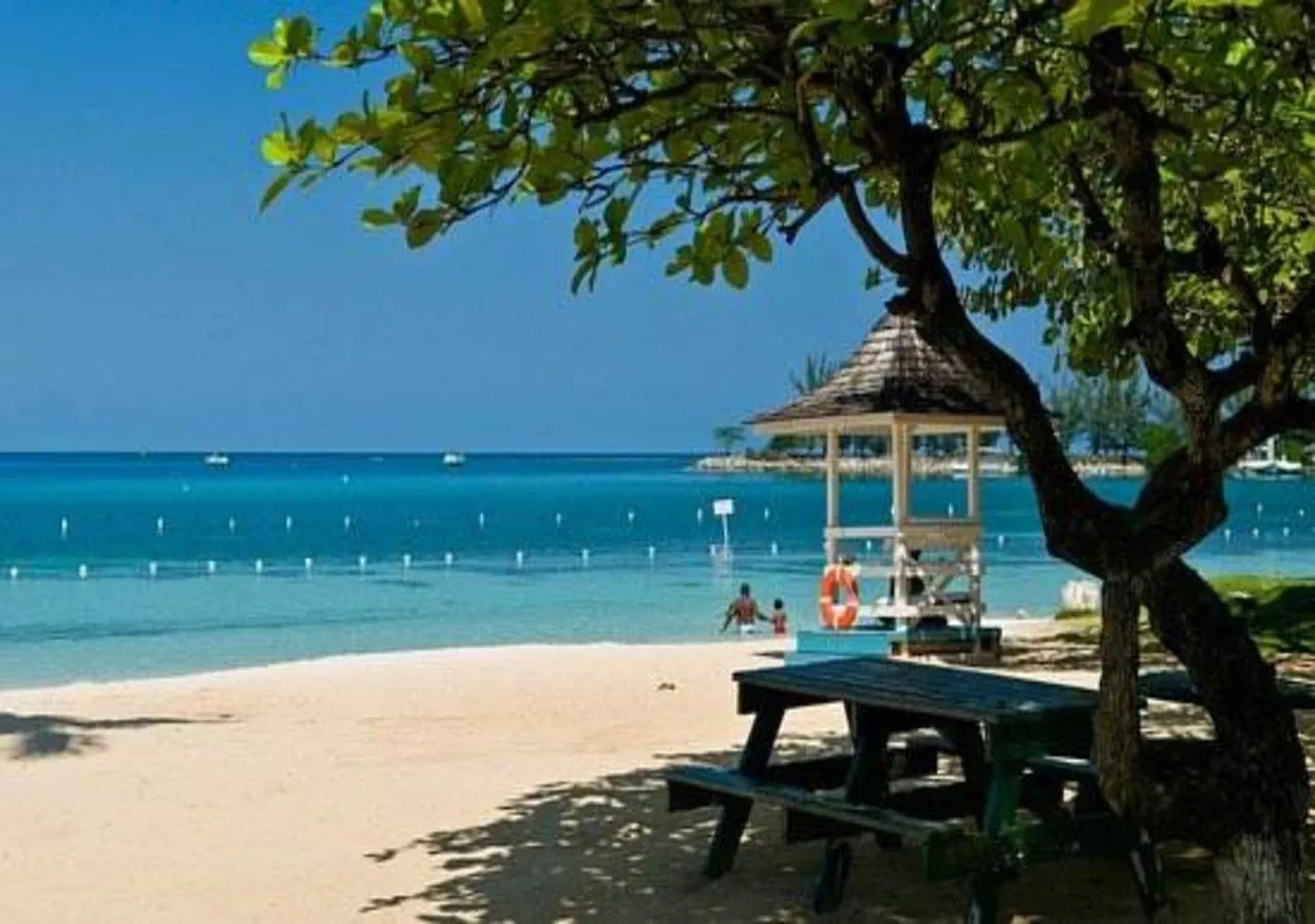 N2N Suites - Ochio Rios Vacation Home Ocho Rios Villa