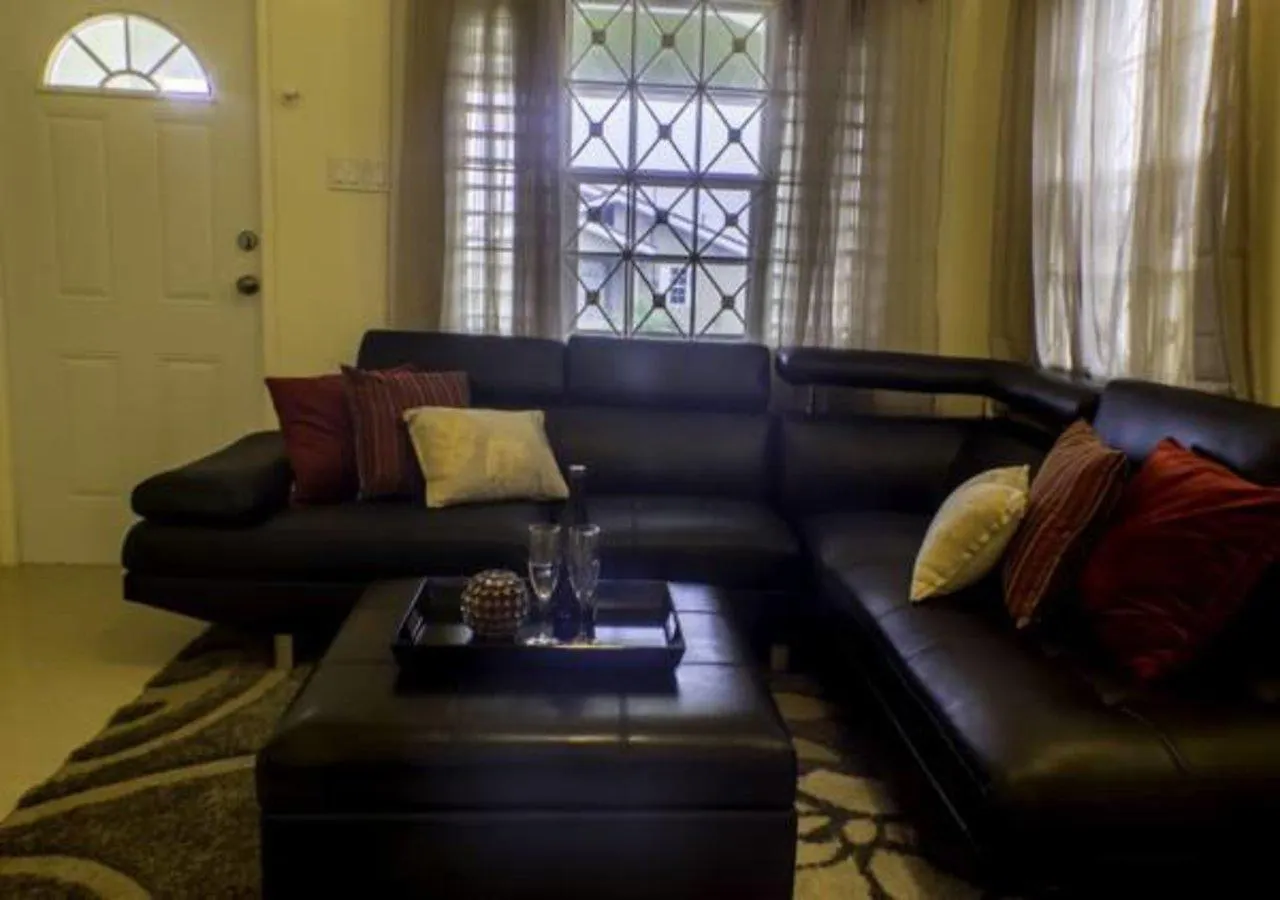 Villa N2N Suites - Ochio Rios Vacation Home Ocho Rios